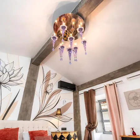Oakmoon House
