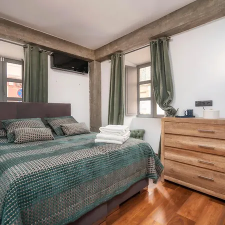 Oakmoon House Pensjonat *